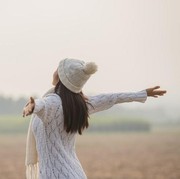 Paling Suka Menyendiri, Ini 5 Zodiak Introvert yang Suka Tiba-tiba Healing