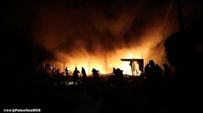 Kebakaran di Kampung Bahagia, 200 Rumah Hangus Dilahap Api