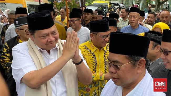 Ketua Umum Partai Golkar Airlangga Hartarto menjelaskan keberpihakan presiden pada masa Pilpres telah dijamin oleh konstitusi dan undang undang Pemilu.