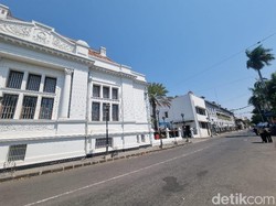 Jeep Tour Wisata Kota Lama Surabaya, Mulai Kapan dan Ada Apa Saja?