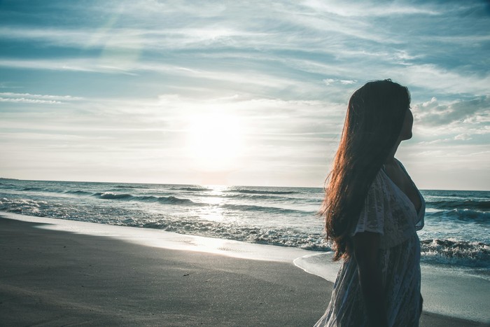 5 Zodiak Introvert yang Suka Tiba-tiba Healing