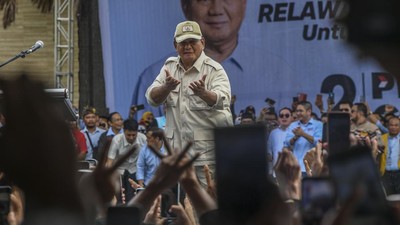 Prabowo Yakin Menang Satu Putaran, Klaim Semua Survei Membenarkan Capres Prabowo Subianto mengklaim semua survei sudah menyatakan dirinya bakal menang satu putaran di Pilpres 2024. Mari cek faktanya.