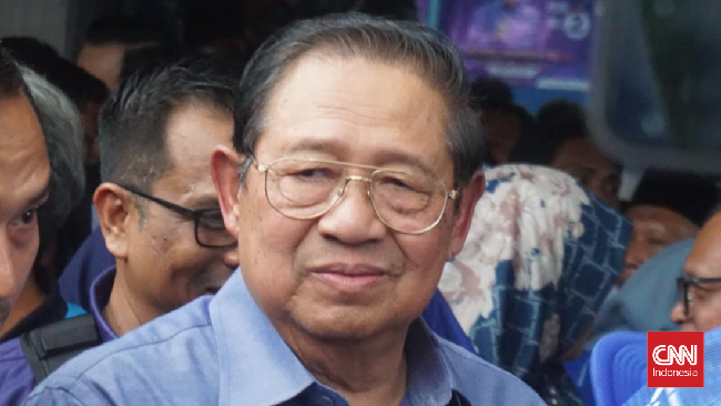 Presiden keenam Republik Indonesia Susilo Bambang Yudhoyono (SBY) dipastikan datang dalam pelantikan Prabowo Subianto dan Gibran Rakabuming Raka.