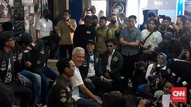 Slank memberikan syarat dukungan yakni ide soal Revolusi Cinta kepada Ganjar-Mahfud setelah menyatakan dukungannya di Pilpres 2024.