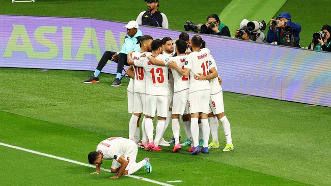 Berikut jadwal siaran langsung Piala Asia 2023 hari ini 23 Januari yang bisa mempengaruhi nasib Timnas Indonesia untuk lolos 16 besar.