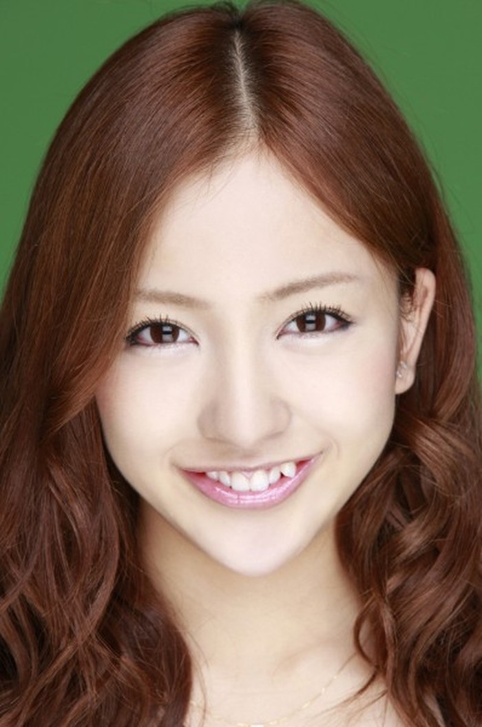 Tomomi Itano AKB48/ Foto: pinterest.com Mengenal 5 Standar Kecantikan dari Berbagai Negara