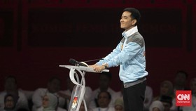 Gibran ke Cak Imin: Gitu Dong Gus, Jangan Tegang Kayak Debat Pertama