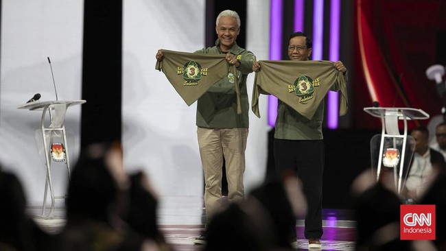 Pakar Komunikasi Politik, Emrus Sihombing, menilai pilihan kata dan bahasa tubuh Cawapres dalam debat dapat mempengaruhi elektabilitas.