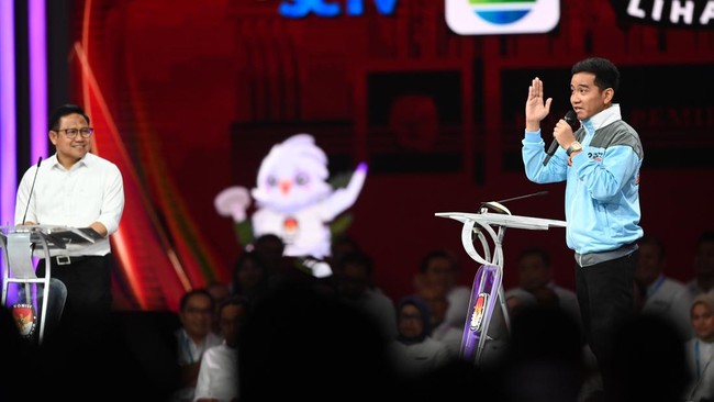 Cawapres nomor urut 2, Gibran Rakabuming Raka menilai cawapres nomor urut 1, Muhaimin Iskandar atau Cak Imin tak memahami pertanyaannya sendiri