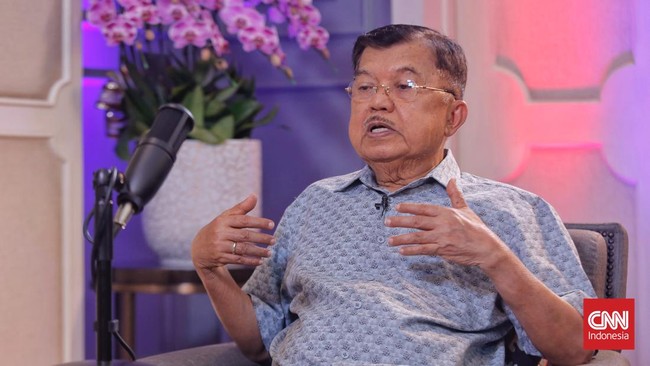 Mantan Wakil Presiden Jusuf Kalla membujuk seluruh komponen masyarakat untuk menghargai kunjungan Paus Fransiskus ke Indonesia, 3-6 September 2024.