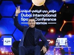 Terlalu Receh, Pelatih Lille Ogah Tanggapi Komentar Ronaldo soal Ligue 1