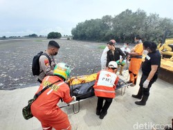 Pria Berbaju Bawaslu Ditemukan Tewas di Kolam Tinja Semarang