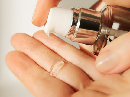 17 Kandungan Skincare yang Tidak Boleh Dipakai Bersamaan