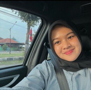 Terpopuler: Sosok Febryanti Polwan Berhijab VS Ammar Zoni Azankan Ayah dari Penjara