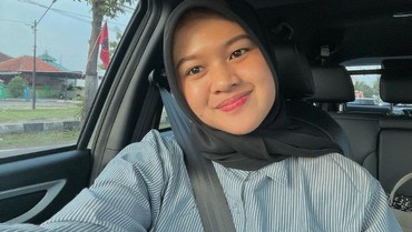 img-title Terpopuler: Sosok Febryanti Polwan Berhijab VS Ammar Zoni Azankan Ayah dari Penjara