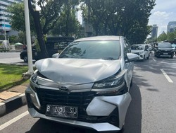 Tabrakan Beruntun di Seberang Balai Kota DKI, 3 Mobil Rusak