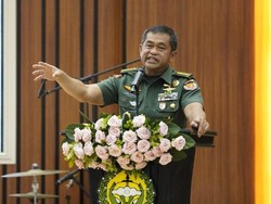 Jokowi Kumpulkan Pejabat TNI-Polri di IKN, Bahas Apa?