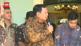 VIDEO: Temui Sultan Jelang Kampanye di DIY, Prabowo: Kami Mohon Izin