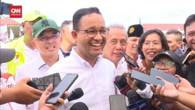 VIDEO: Gibran Sebut Tom Lembong di Debat, Anies: Ada Yang Kangen..