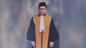 Mantan Hakim Agung Yahya Harahap Wafat