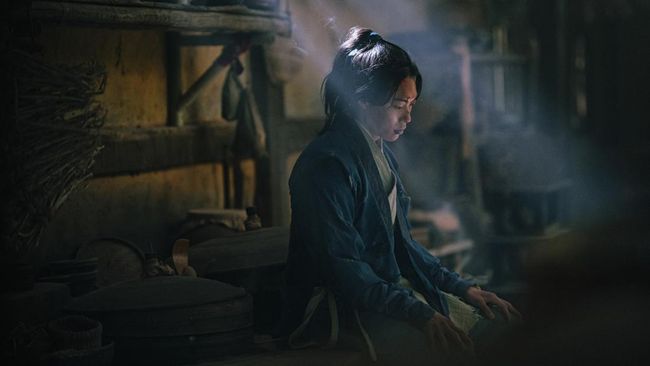 Review film Alienoid 2 - Return to the Future: film ini terasa lebih matang, bombastis, sekaligus menjawab teka-teki dari cerita bagian pertama yang berserakan.
