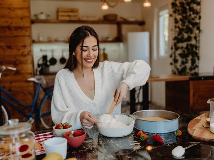 5 Cara Melakukan Baking Therapy atau Terapi Membuat Kue untuk Atasi Stres dan Cemas