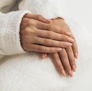 5 Inspirasi Nail Art Cantik dan Elegan untuk Rayakan Tahun Baru Imlek