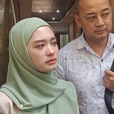 Kedua Anak Sakit, Inara Rusli Patah Hati hingga Bahas Kematian