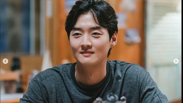 Jadi Second Lead di Welcome to Samdal-ri, Cek Rekomendasi Drakor Populer Lainnya dari Kang Young Seok!
