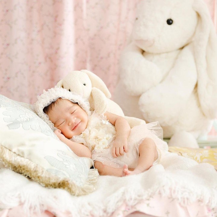 <p>Banyak netizen yang dibuat gemas dengan sosok Brielle ini, Bunda. Tak sedikit yang mendoakan agar Si Kecil tumbuh menjadi anak yang sehat. (Foto: Instagram: @pattdevdex)</p>