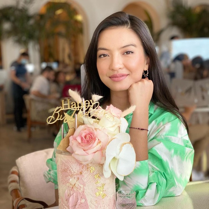 <p>Raline Shah kembali menjadi perbincangan. Beredar rumor bahwa aktris kelahiran 1985 ini akan segera menikah, Bunda. (Foto: Instagram @ralineshah)</p>