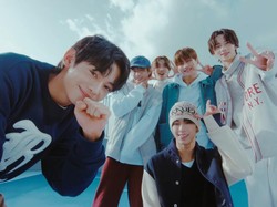 Lirik Lagu Plot Twist - TWS