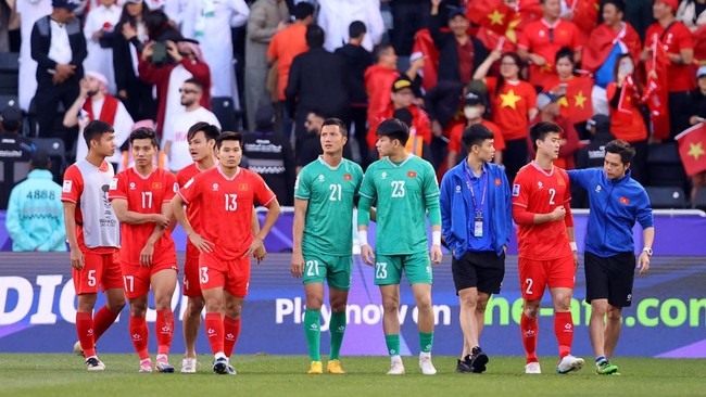 Sebanyak enam tim negara sudah dipastikan tersingkir dari Piala Asia 2023 jelang berakhirnya fase grup.