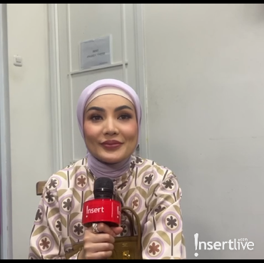 Mantap Berhijab, Nindy Ayunda Jual Baju-baju Terbuka