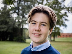 Anak Raja Denmark Kerja di Peternakan, Reaksi Ibunda Jadi Sorotan