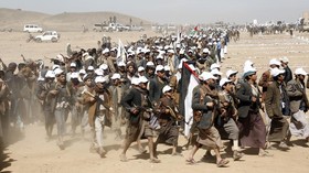 Buru Houthi, AS dan Inggris Lancarkan Serangan Udara ke Ibu Kota Yaman