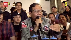 VIDEO: Mahfud MD soal Gimik Gibran: Dilatih untuk Mempermalukan Saya