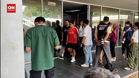 VIDEO: Jonatan Terpincang-pincang Usai Kalah di Indonesia Masters