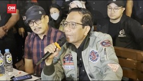 VIDEO: Mahfud Ungkap Alasan Tak Segera Mundur dari Menkopolhukam