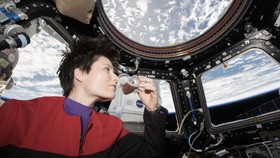 Cara Minum Kopi ala Astronaut di Luar Angkasa, Anti Tumpah