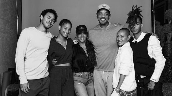 6 Gaya Parenting Artis Hollywood Paling Unik, Ada Gordon Ramsay-Gwyneth Paltrow