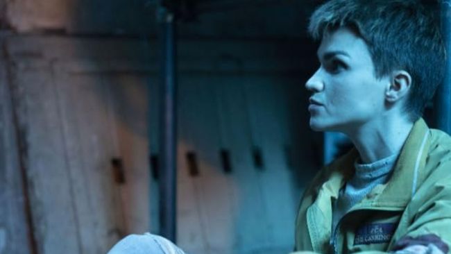 Jadwal Bioskop Trans TV hari ini (27 Januari) The Doorman.  Berikut sinopsis The Doorman dibintangi Ruby Rose.