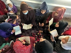 Masyaallah, Warga Gaza Menghafal Al-Quran di Kamp Pengungsian