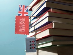 15 Contoh Perkenalan Diri Formal dalam Bahasa Inggris dan Artinya