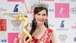 img-title Akui Berbohong Pacari Suami Orang, Karolina Shiino Mundur dari Miss Jepang