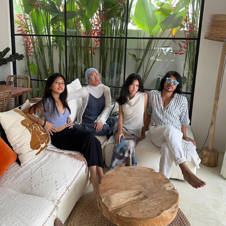 <p>Anak kedua Ariyo Wahab yang bernama Jaimie Wahab juga tak kalah cantik dari sang kakak. Jaimie juga sudah beranjak dewasa, Bunda. (Foto: Instagram @ariyowahab)</p>