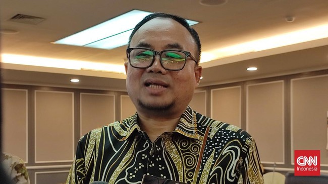 KCIC menyebut rencana pembangunan Proyek Kereta Cepat Jakarta-Surabaya sedang direview oleh Menko Infrastruktur dan Pembangunan Kewilayahan AHY.