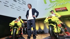 Raffi Ahmad Ajak Valentino Rossi ke Mandalika di Launching VR46