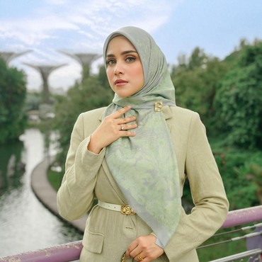 Brand Lokal Buttonscarves Hadirkan Series Eksklusif, Hanya di Shopee Mall!