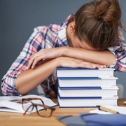 6 Cara Mengatasi Burnout pada Pelajar, Jangan Dianggap Sepele!